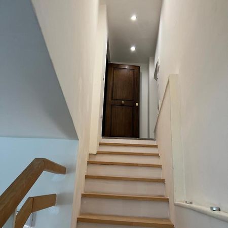 Alloggio Incantevole A Napoli : Maison Mj Exteriör bild